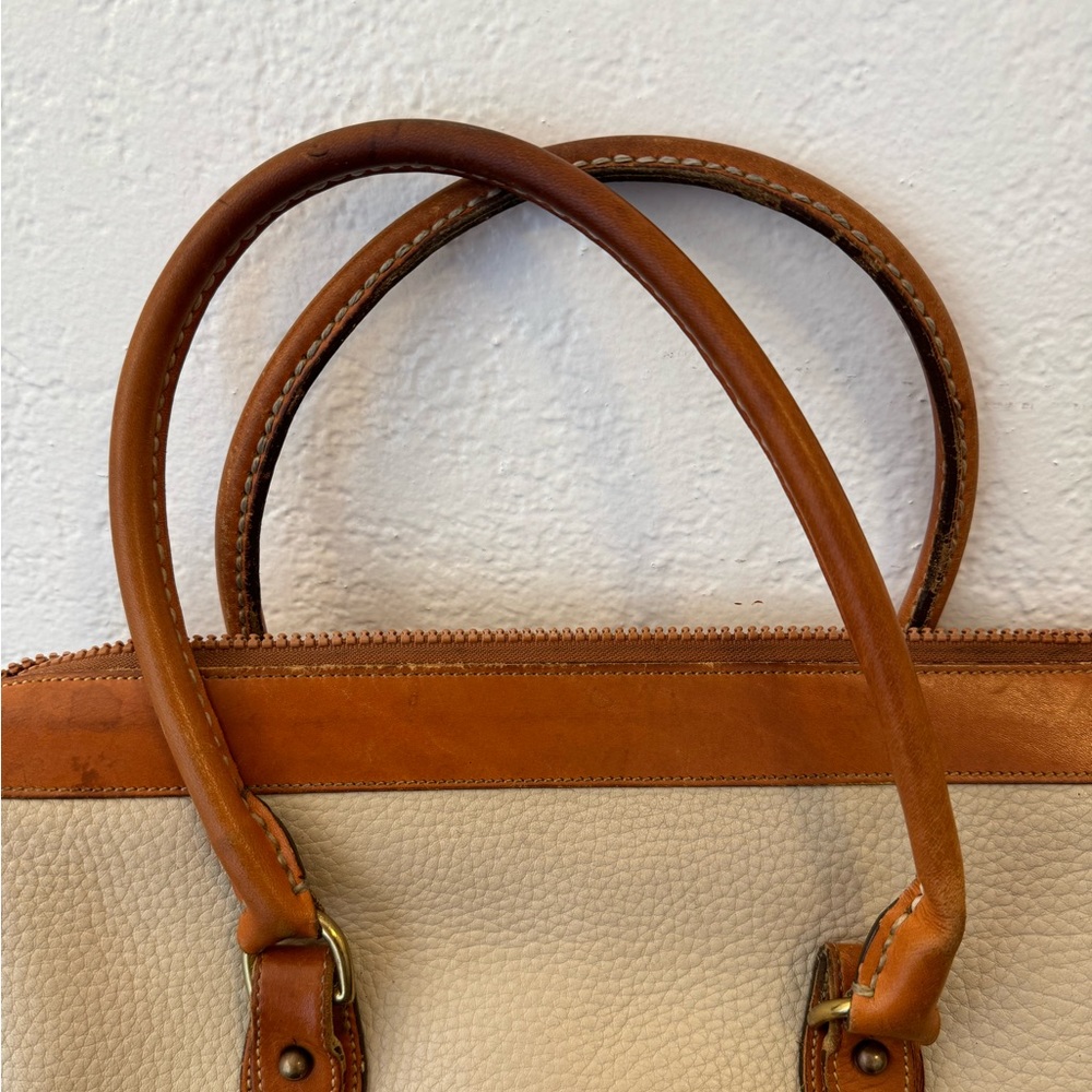 Vintage Dooney & Bourke Pebbled Leather Purse - Picture 3 of 9